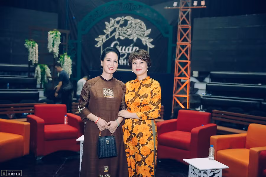 Thanh xuân vất vả, mà mến thương ảnh 1
