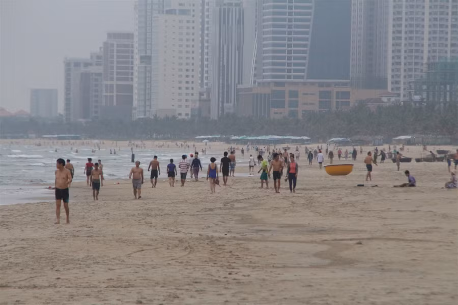 Đà Nẵng nhộn nhịp trở lại trong ngày đầu nới lỏng giãn cách xã hội ảnh 3