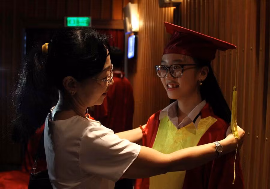 TP.HCM: Xúc động Lễ tri ân và trưởng thành của teen THPT Bùi Thị Xuân
