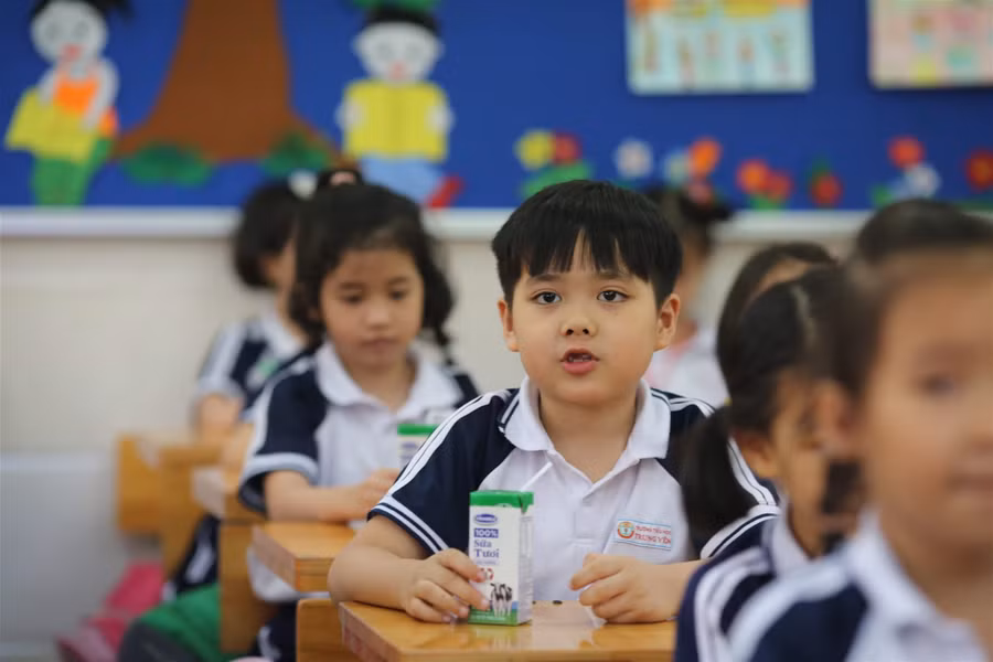 Sữa học đường quay lại trường học sau giãn cách ảnh 17