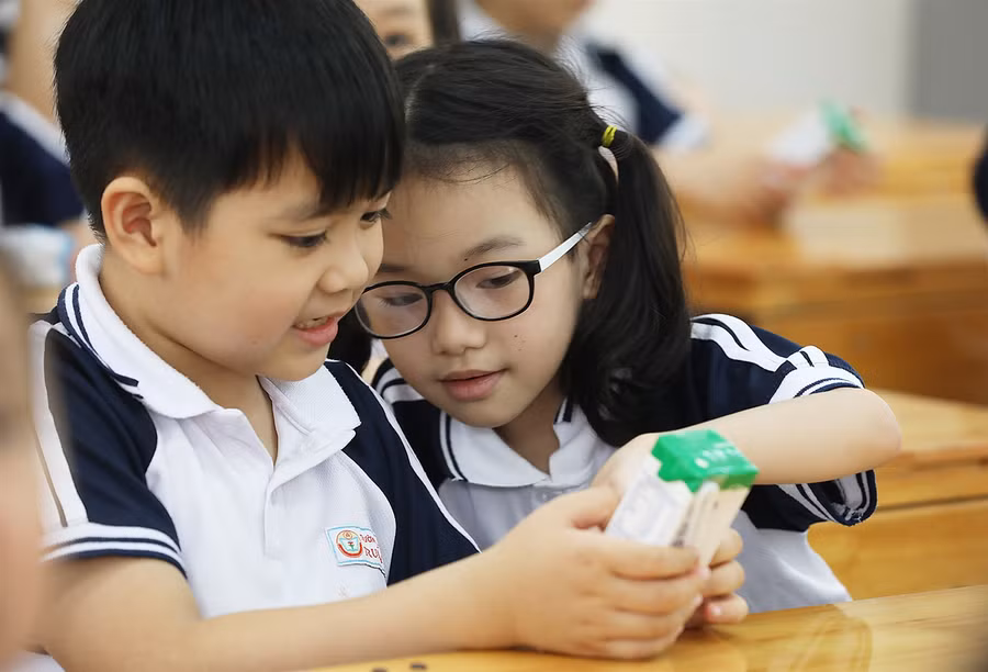 Sữa học đường quay lại trường học sau giãn cách ảnh 19