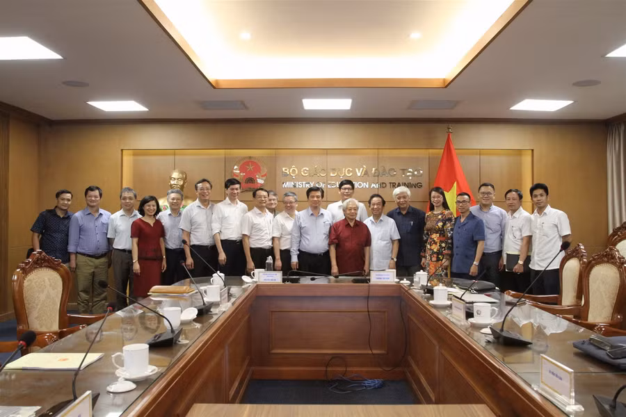 Định hướng phát triển GD thường xuyên trong chiến lược giáo dục ảnh 3