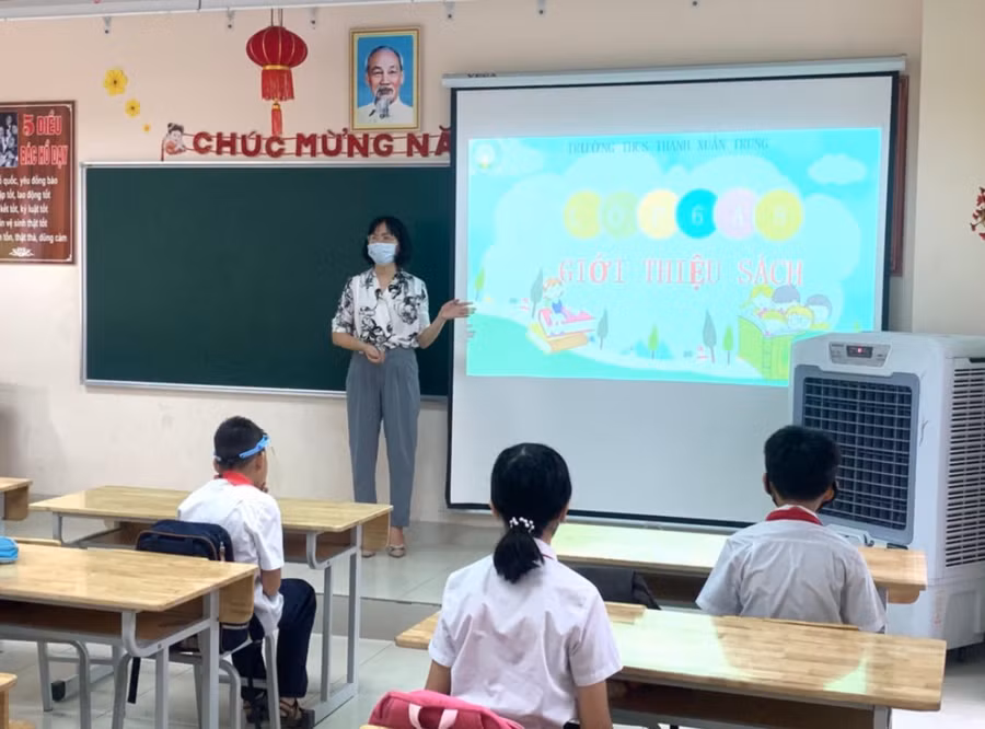 Học sinh Hà Nội hào hứng với Hội sách online ảnh 1