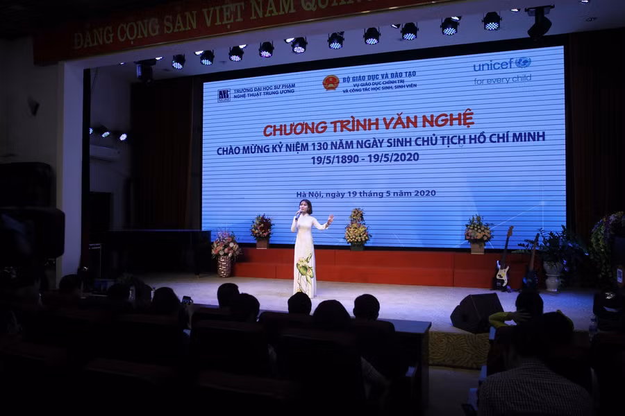 Ngọt ngào lời ca tiếng hát mừng ngày sinh nhật Bác Hồ