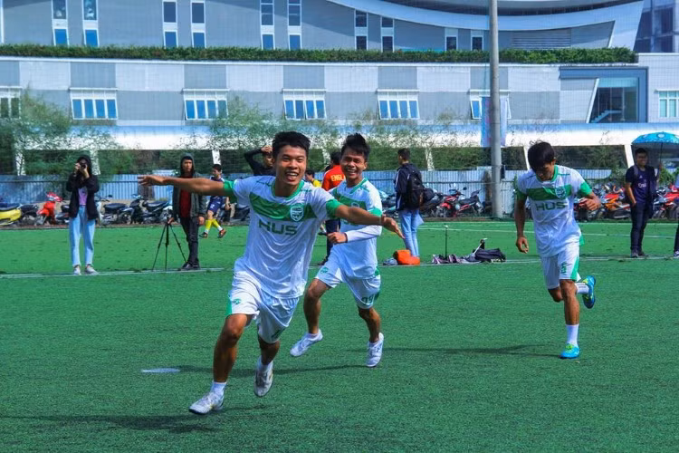 Dù chơi hay học, hãy hết mình! ảnh 1