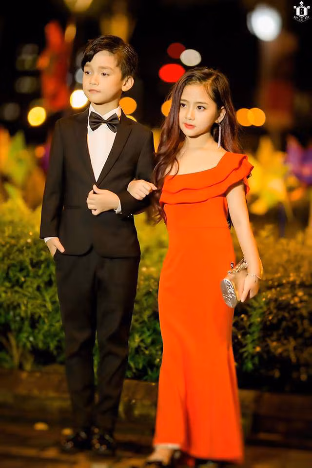 Bé gái xinh nhất Hải Phòng thay đổi ngỡ ngàng sau 3 năm ảnh 9
