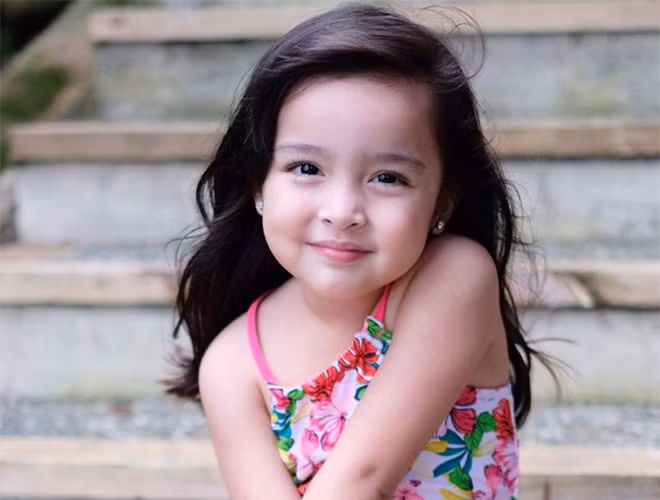 "Tan chảy" trước nhan sắc ngọt ngào của con gái mỹ nhân đẹp nhất Philippines ảnh 12
