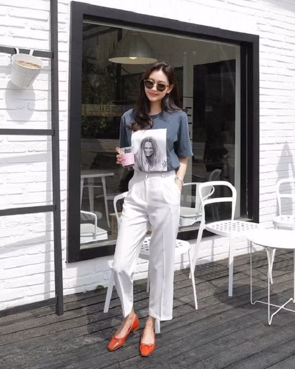 Cách mix đồ cực nhanh, chỉ cần 2 phút bạn đã xinh đẹp để đi siêu thị mùa dịch ảnh 3