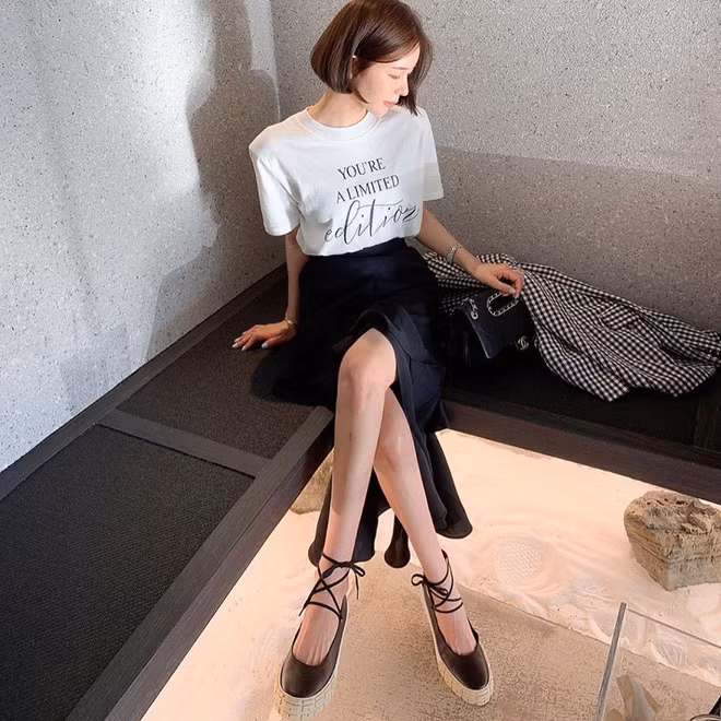 Cách mix & match xịn sò hóa áo phông đơn giản thành đẹp hết sẩy ảnh 4
