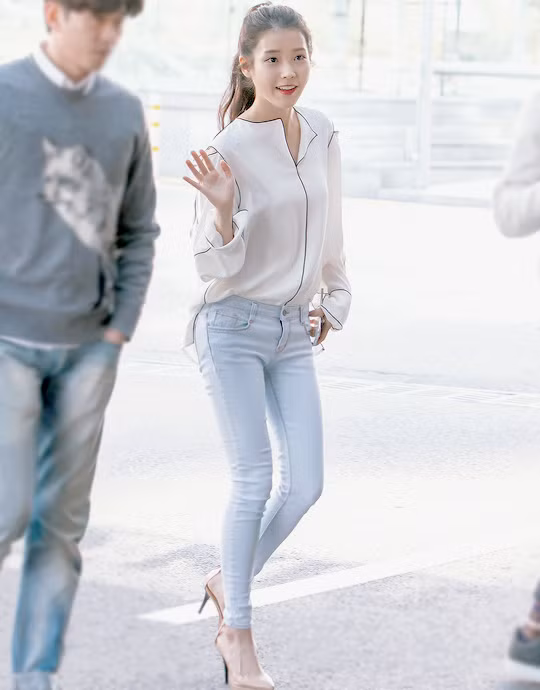 Cách mặc quần jeans đẹp, hack chân dài như loạt sao Hàn đình đám ảnh 5