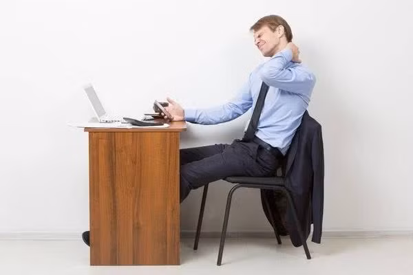 Những dấu hiệu xuất hiện âm thầm cảnh báo bạn có thể bị viêm gan B ảnh 1