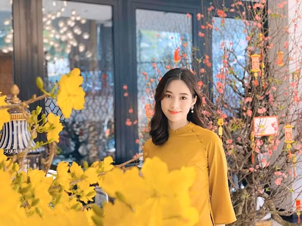 Thời trang giấu bụng bầu tinh tế của Hoa hậu Đặng Thu Thảo ảnh 5