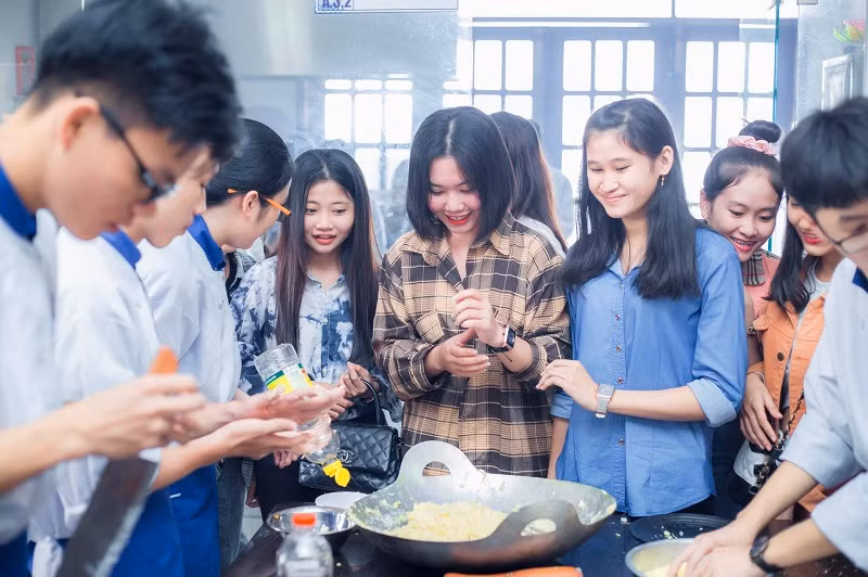 Học kỳ doanh nghiệp: Cơ hội nào cho khối ngành xã hội ảnh 1