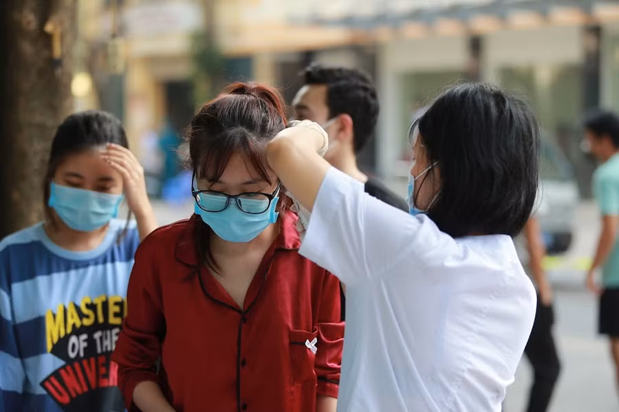 Bộ Y tế thông báo khẩn tìm người đi đám cưới cùng bệnh nhân 416