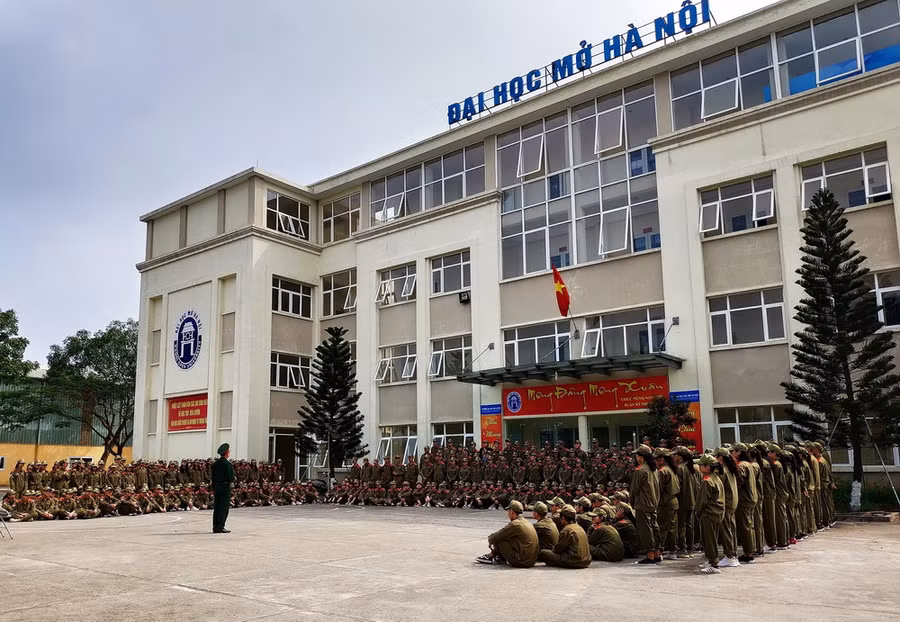 Trường ĐH Mở Hà Nội hỗ trợ 100 triệu đồng cho công tác phòng, chống dịch COVID-19 ảnh 1