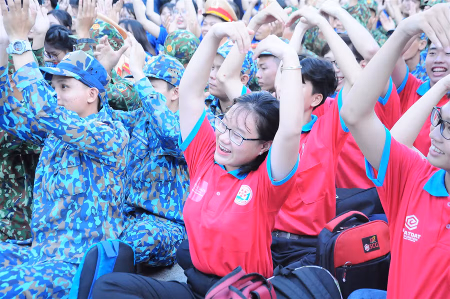 TP.HCM: Sôi nổi lễ ra quân chiến dịch tình nguyện hè 2020 ảnh 3