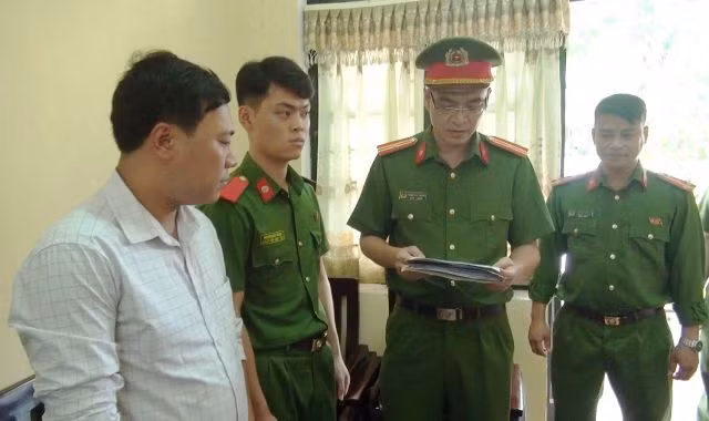 Thanh Hóa: Nguyên kế toán trường THPT tham ô hơn 1,1 tỷ đồng