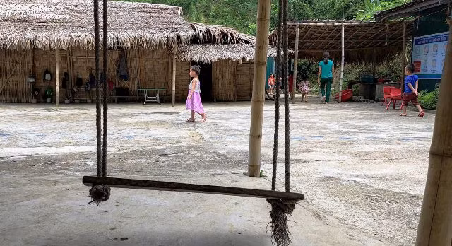 Thương lắm cô trò mầm non bản Xum! ảnh 11