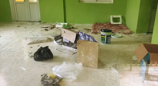 Thanh Hóa: Xây trường tốc độ “rùa bò”, hàng trăm học sinh mầm non phải học cạnh nghĩa trang ảnh 9