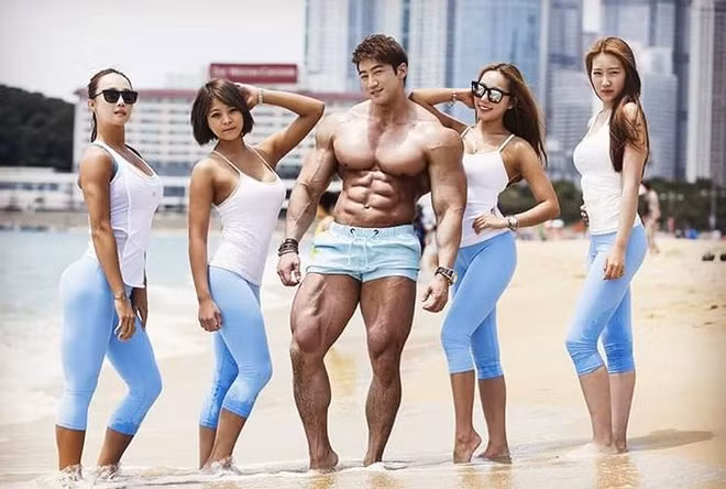 Chàng trai bị bắt nạt trở thành VĐV thể hình hàng đầu châu Á ảnh 5