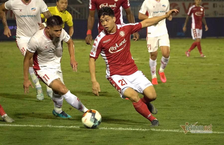 V-League 2020 gay cấn, thầy Park mừng và lo ảnh 1