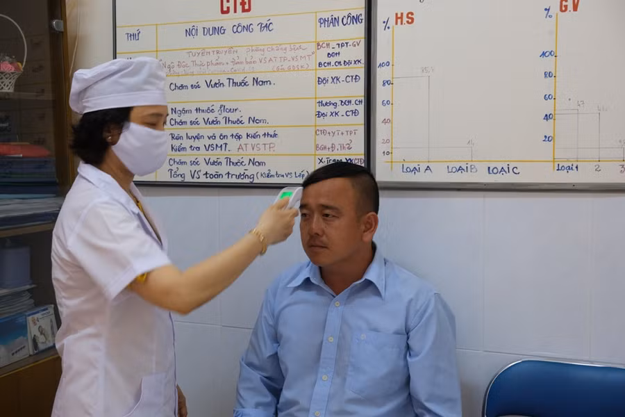 Hình ảnh trường học Cần Thơ tất bật chuẩn bị đón HS Tiểu học trở lại trường ảnh 9