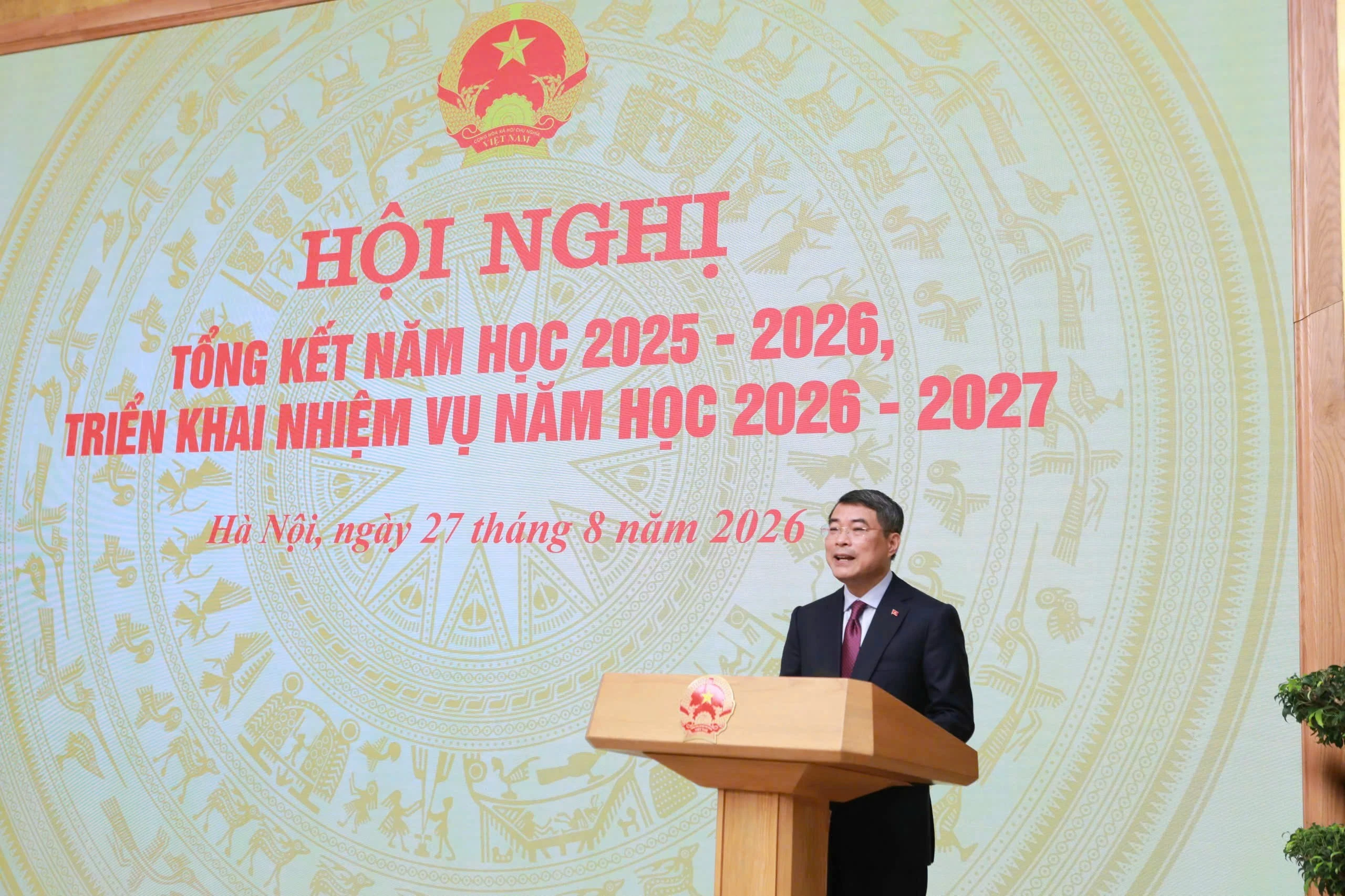 thutuongleminhhung.jpg