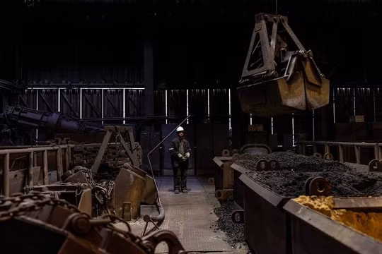 Một nhà máy sản xuất thép của Ukraine phải ngừng hoạt động do các cuộc tấn công của Nga.