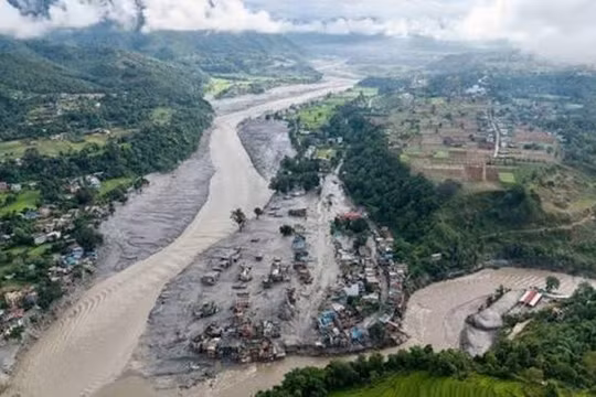 Vụ sạt lở một phần sông băng ở Nepal khiến hơn 600 người thiệt mạng và hơn 2.400 người vẫn còn mất tích, ngày 26/8/2026.