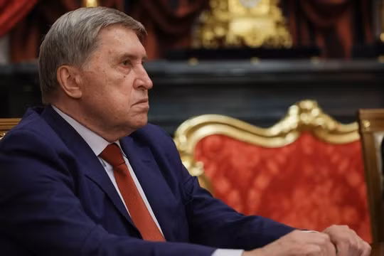 Trợ lý Điện Kremlin Yuri Ushakov.