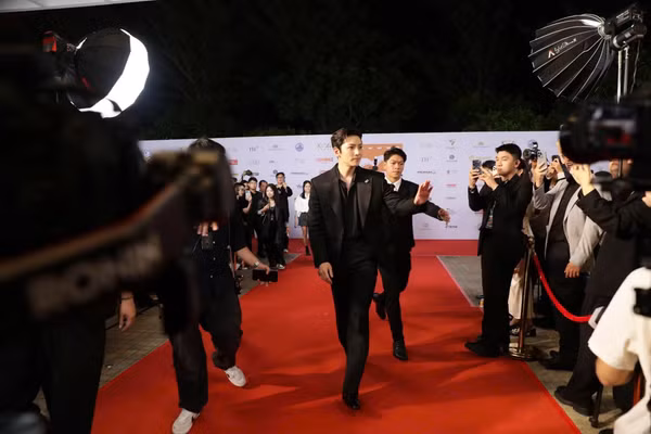 DANAFF IV kéo dài đến ngày 5/7 thu hút nhiều nghệ sĩ nổi tiếng, đạo diễn, nhà sản xuất quốc tế - Ảnh: BTC.