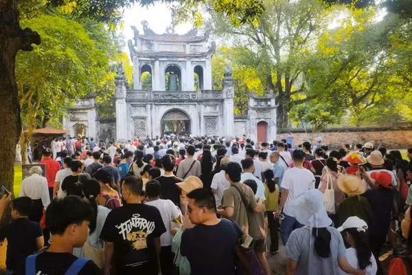 Chương trình nghệ thuật “Khai Văn” sẽ diễn ra lúc 19h30 ngày 12/9 tại Vườn Giám, Di tích Văn Miếu – Quốc Tử Giám.