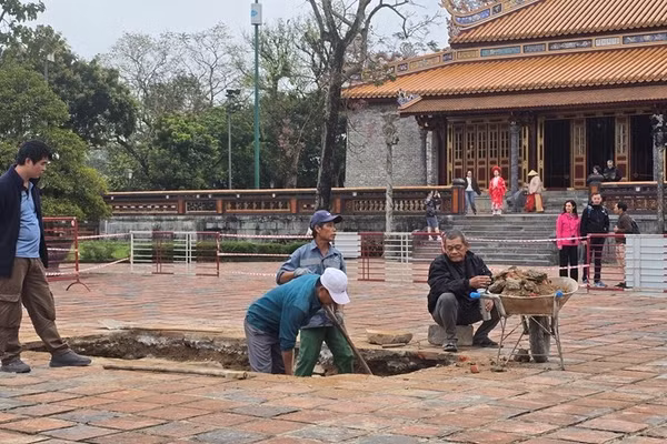 Đào thám sát khảo cổ học Đại Cung Môn - Ảnh ITN.