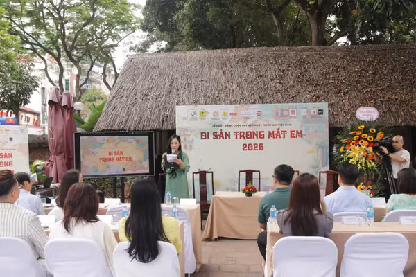 Sau hơn 1 tháng phát động, Ban Tổ chức đã nhận được khoảng 400 tác phẩm hội họa của thiếu nhi.