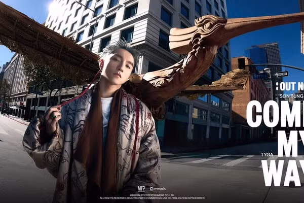 Sơn Tùng M-TP trong MV "Come My Way".