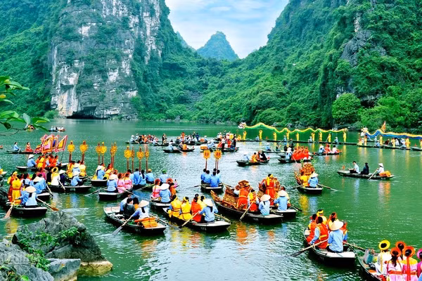 Cơ quan chức năng khuyến cáo cần tìm hiểu kỹ các thông tin về tour, combo du lịch, đặc biệt là những sản phẩm có giá rẻ hơn bình thường.