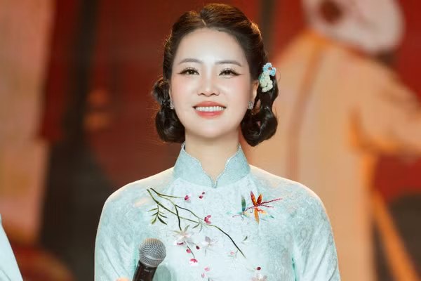 MC Nguyễn Thụy Vân là Á hậu 2 Hoa hậu Việt Nam 2008.