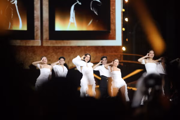 Chương trình “See The Light” của Mỹ Tâm thu hút hơn 40.000 khán giả - Ảnh: ITN.