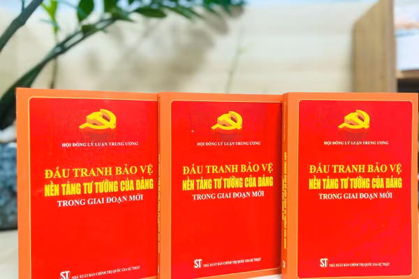 Cuốn sách do Hội đồng Lý luận Trung ương chỉ đạo biên soạn với 27 bài viết của các nhà khoa học, chuyên gia.