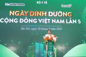 GS.TS. Trần Văn Thuấn – Thứ trưởng Bộ Y tế phát biểu chỉ đạo tại chương trình.