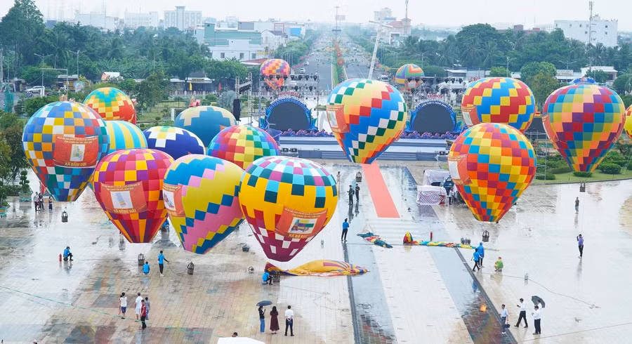Quảng trường Hùng Vương - nơi diễn ra ngày hội Khinh khí cầu ở Cà Mau.