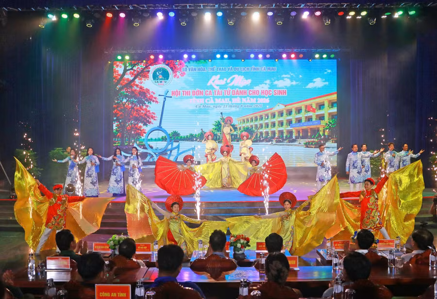 Văn nghệ khai mạc Hội thi.