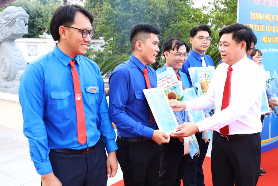 tuyen-duong-1.jpg