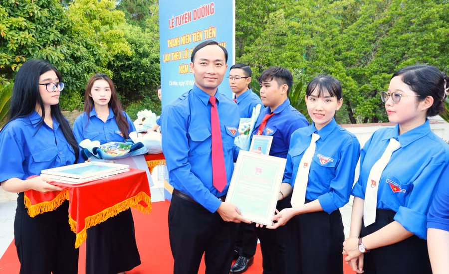 tuyen-duong-3.jpg