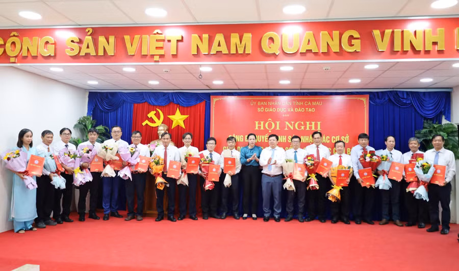 cong-bo-sap-nhap-7.jpg
