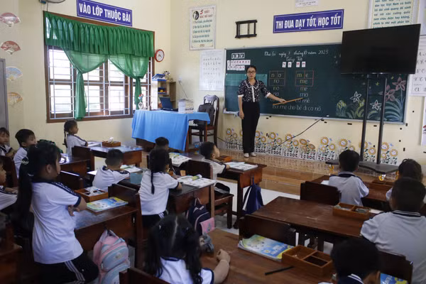 Thời gian tới, Đồng Tháp tập trung hiện đại hóa hạ tầng giáo dục tại 6 xã, phường biên giới.