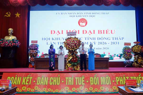 Bà Đồng Thị Bạch Tuyết tái đắc cử Chủ tịch Hội Khuyến học tỉnh Đồng Tháp