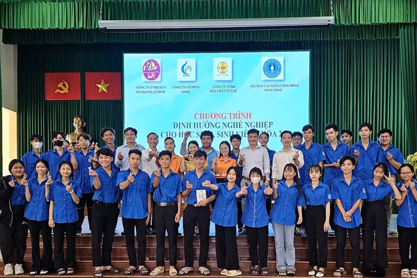 Trường CĐ Cộng đồng Đồng Tháp thường xuyên tổ chức chương trình “Định hướng nghề nghiệp cho học sinh, sinh viên. Ảnh: Trường CĐ Cộng đồng Đồng Tháp.