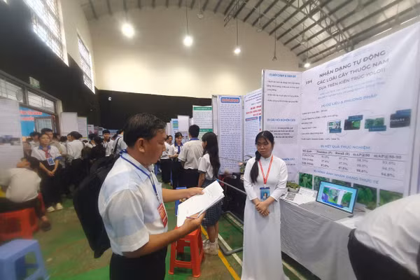 Các sản phẩm dự thi tại Cuộc thi Khoa học kỹ thuật cấp tỉnh của học sinh tỉnh Đồng Tháp.