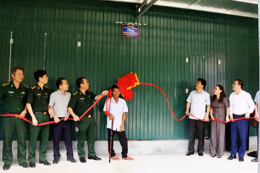 tang-nha-2.jpg